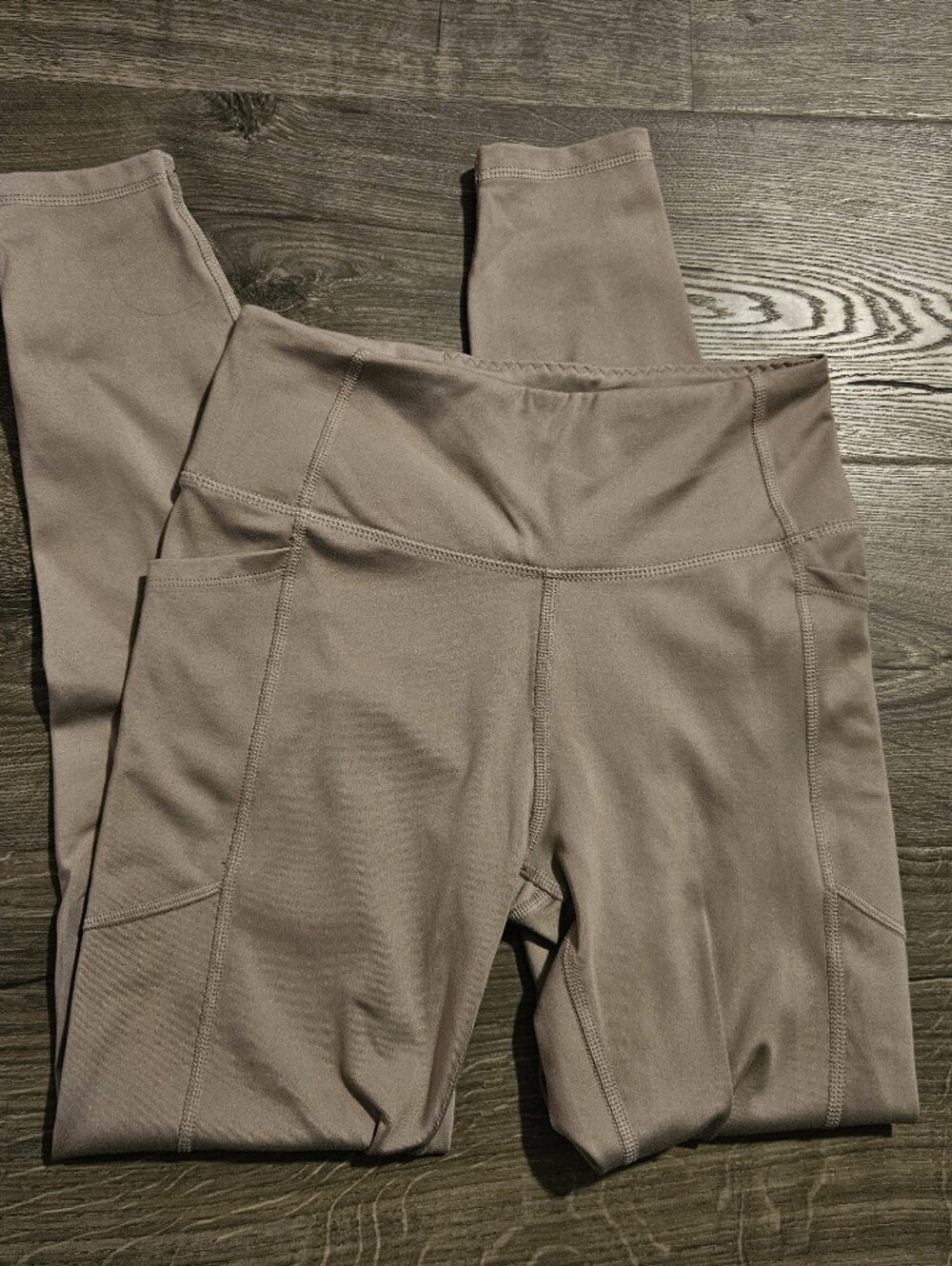 VSX High-Waist Taupe-Like Leggings with Side Pockets